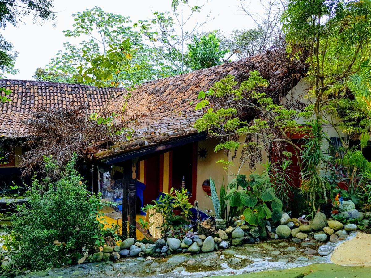 Casa Hotel Mare Nostrvm Manuel Antonio Exterior foto